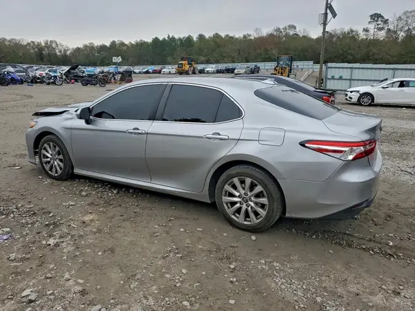 4T1B11HK4KU714268 2019 TOYOTA CAMRY - Image 2