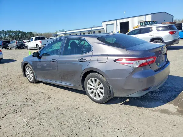 4T1B11HK4KU717364 2019 TOYOTA CAMRY - Image 2