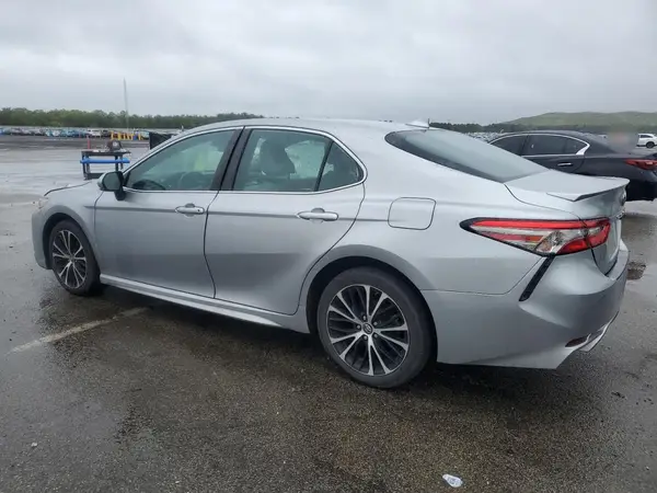 4T1B11HK4KU717798 2019 TOYOTA CAMRY - Image 2