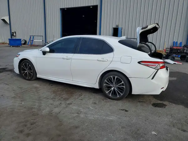 4T1B11HK4KU723522 2019 TOYOTA CAMRY - Image 2
