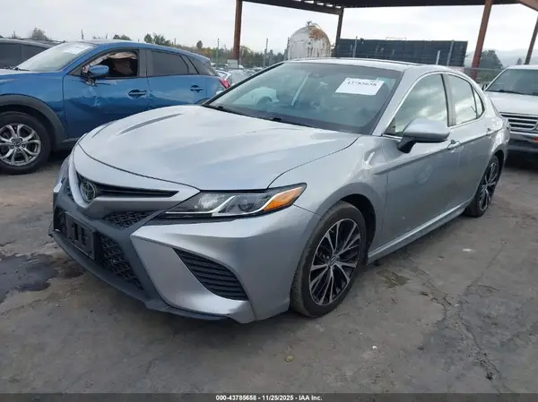 4T1B11HK4KU726601 2019 TOYOTA CAMRY - Image 2