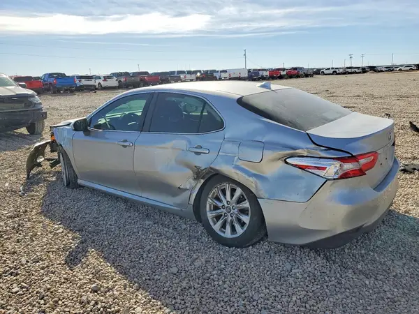 4T1B11HK4KU728557 2019 TOYOTA CAMRY - Image 2