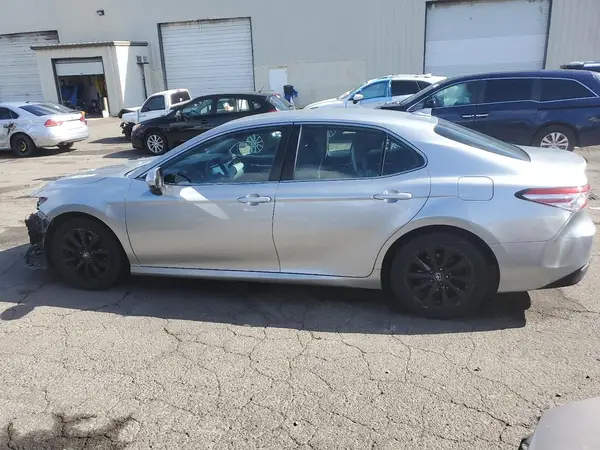 4T1B11HK4KU729238 2019 TOYOTA CAMRY - Image 2