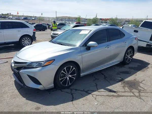 4T1B11HK4KU729840 2019 TOYOTA CAMRY - Image 2