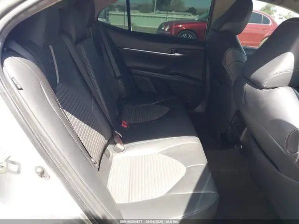 4T1B11HK4KU729840 2019 TOYOTA CAMRY - Image 8