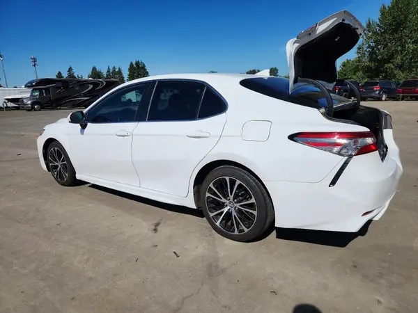 4T1B11HK4KU730888 2019 TOYOTA CAMRY - Image 2
