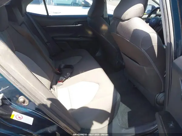 4T1B11HK4KU733211 2019 TOYOTA CAMRY - Image 8