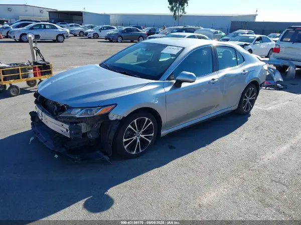 4T1B11HK4KU735153 2019 TOYOTA CAMRY - Image 2