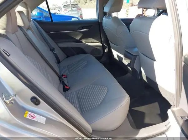 4T1B11HK4KU735153 2019 TOYOTA CAMRY - Image 8