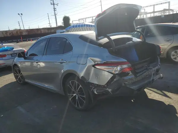 4T1B11HK4KU735573 2019 TOYOTA CAMRY - Image 2