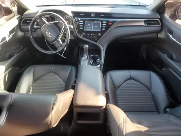 4T1B11HK4KU735573 2019 TOYOTA CAMRY - Image 8