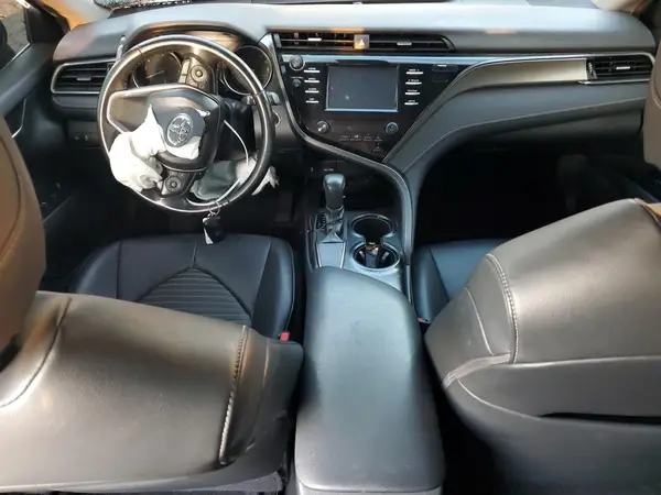 4T1B11HK4KU738649 2019 TOYOTA CAMRY - Image 8