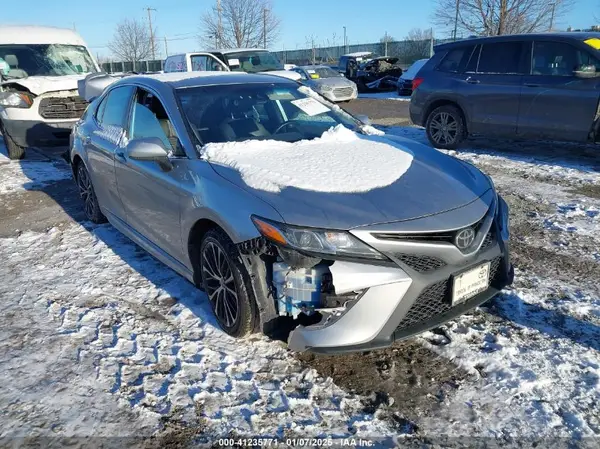 4T1B11HK4KU744175 2019 TOYOTA CAMRY - Image 1