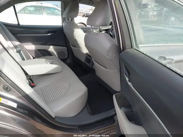 4T1B11HK4KU751238 2019 TOYOTA CAMRY - Image 8