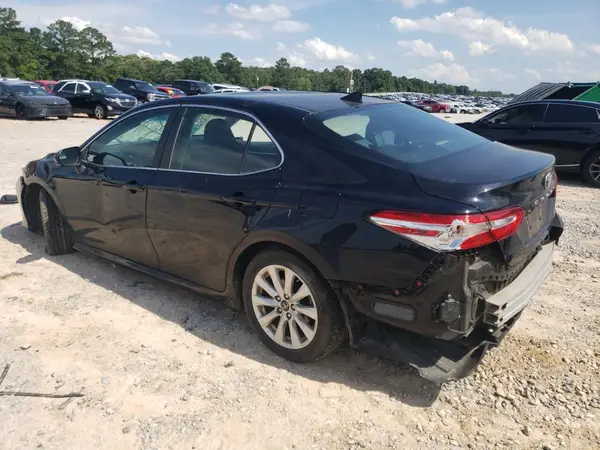 4T1B11HK4KU752034 2019 TOYOTA CAMRY - Image 2