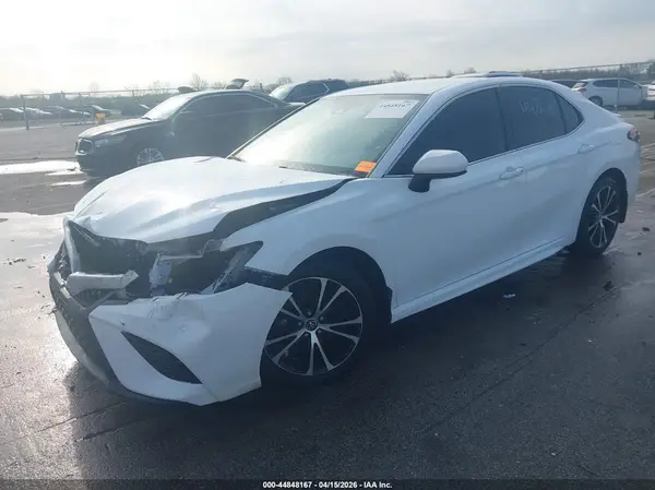 4T1B11HK4KU752146 2019 TOYOTA CAMRY - Image 2