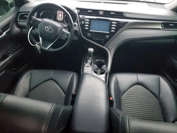 4T1B11HK4KU758061 2019 TOYOTA CAMRY - Image 8