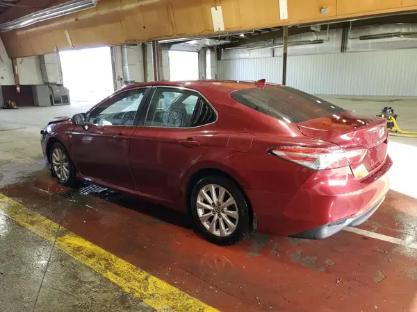 4T1B11HK4KU759565 2019 TOYOTA CAMRY - Image 2