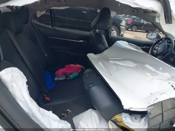 4T1B11HK4KU760375 2019 TOYOTA CAMRY - Image 8