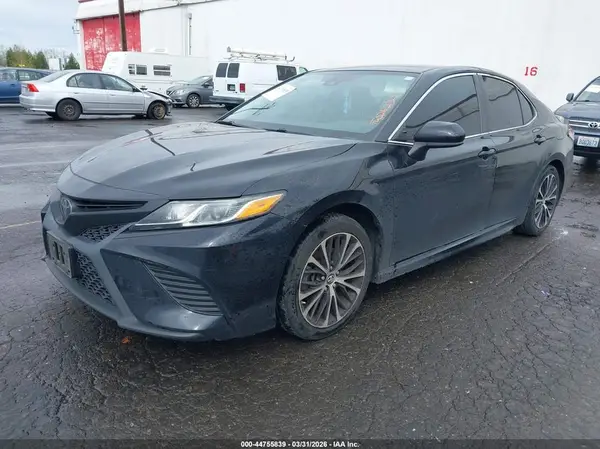 4T1B11HK4KU760506 2019 TOYOTA CAMRY - Image 2