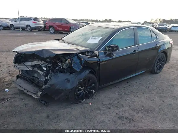 4T1B11HK4KU763096 2019 TOYOTA CAMRY - Image 2