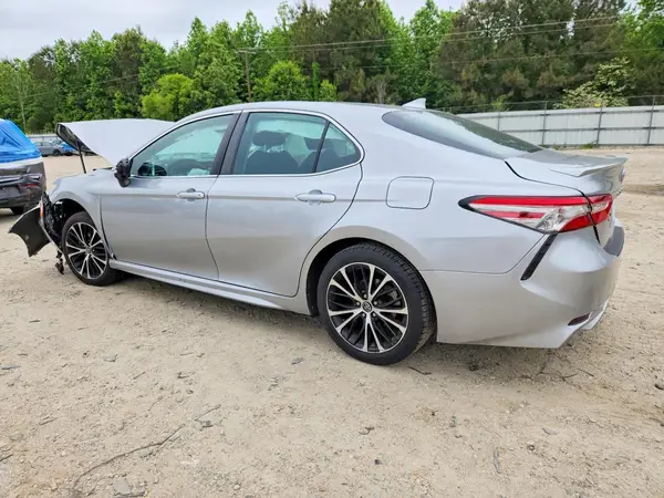 4T1B11HK4KU765737 2019 TOYOTA CAMRY - Image 2