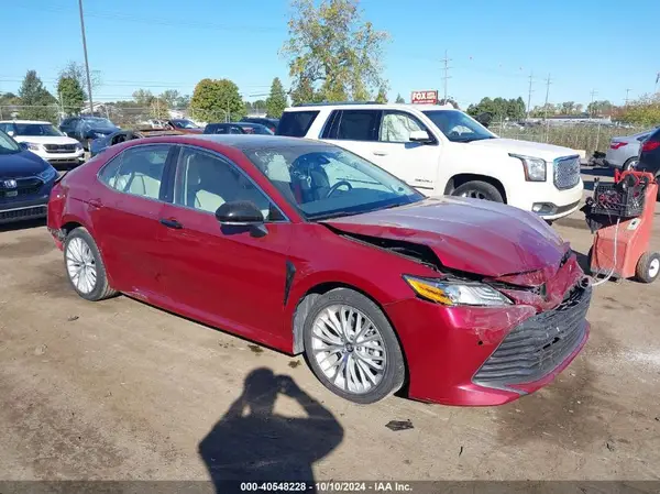4T1B11HK4KU766404 2019 TOYOTA CAMRY - Image 1