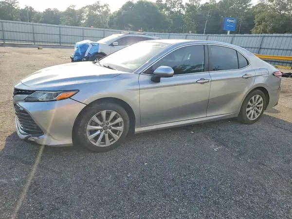 4T1B11HK4KU771229 2019 TOYOTA CAMRY - Image 1