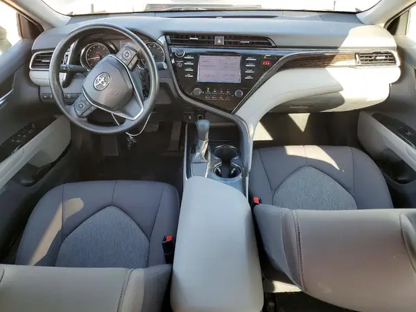 4T1B11HK4KU776883 2019 TOYOTA CAMRY - Image 8