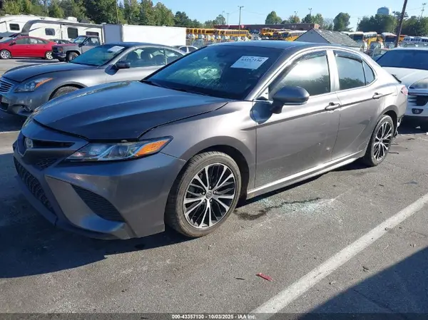 4T1B11HK4KU777547 2019 TOYOTA CAMRY - Image 2