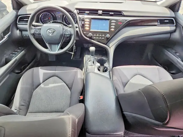 4T1B11HK4KU780738 2019 TOYOTA CAMRY - Image 8