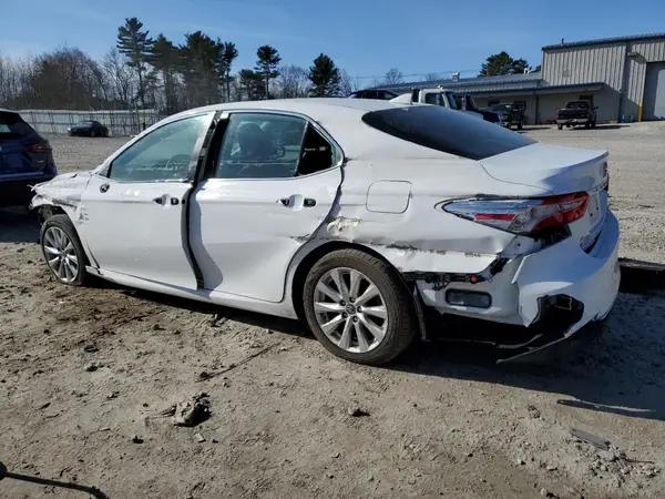 4T1B11HK4KU780934 2019 TOYOTA CAMRY - Image 2