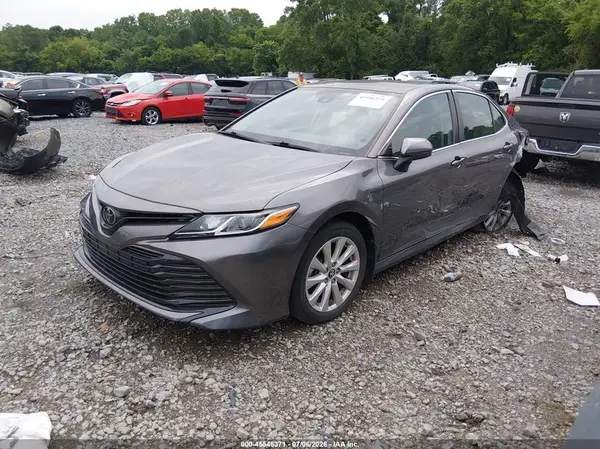 4T1B11HK4KU781307 2019 TOYOTA CAMRY - Image 2