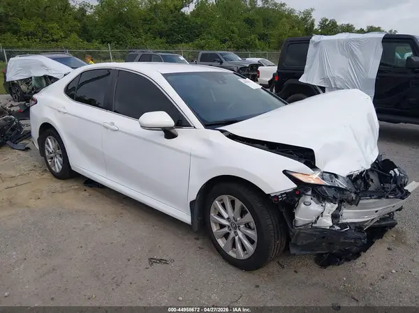 4T1B11HK4KU784661 2019 TOYOTA CAMRY - Image 1