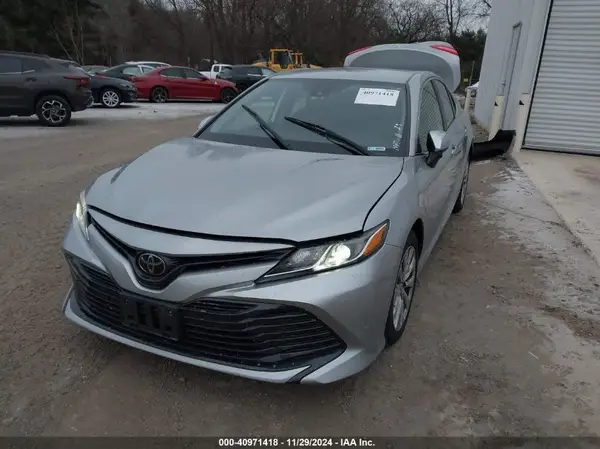 4T1B11HK4KU786474 2019 TOYOTA CAMRY - Image 2