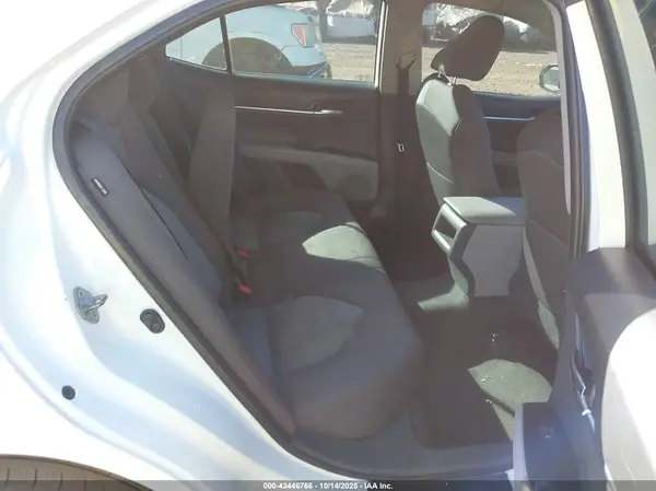4T1B11HK4KU788077 2019 TOYOTA CAMRY - Image 8