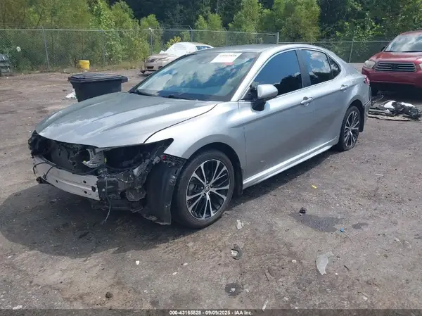 4T1B11HK4KU789097 2019 TOYOTA CAMRY - Image 2