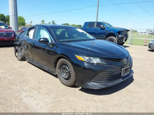 4T1B11HK4KU796583 2019 TOYOTA CAMRY - Image 1