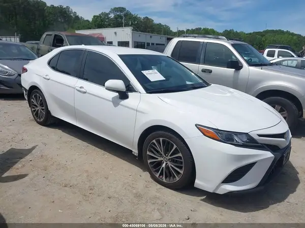 4T1B11HK4KU797040 2019 TOYOTA CAMRY - Image 1