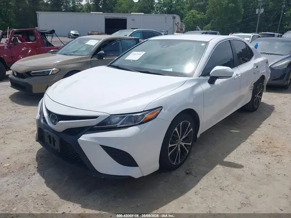 4T1B11HK4KU797040 2019 TOYOTA CAMRY - Image 2