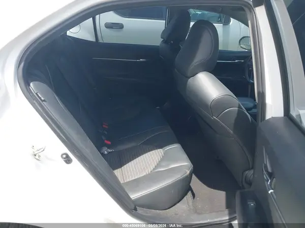 4T1B11HK4KU797040 2019 TOYOTA CAMRY - Image 8