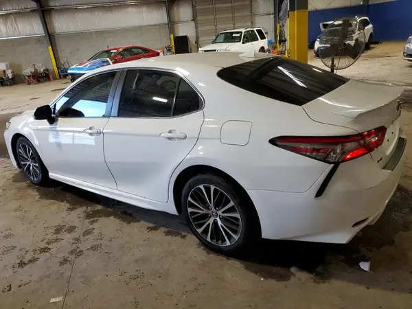4T1B11HK4KU798205 2019 TOYOTA CAMRY - Image 2