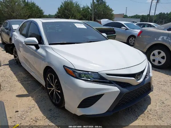 4T1B11HK4KU798267 2019 TOYOTA CAMRY - Image 1