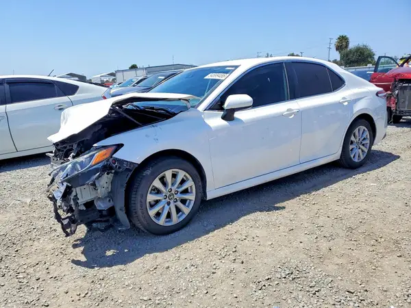 4T1B11HK4KU798432 2019 TOYOTA CAMRY - Image 1
