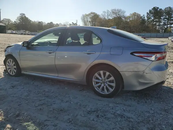 4T1B11HK4KU798852 2019 TOYOTA CAMRY - Image 2