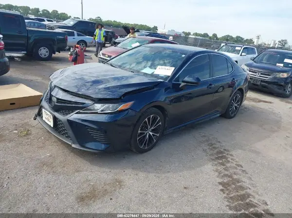 4T1B11HK4KU799239 2019 TOYOTA CAMRY - Image 2