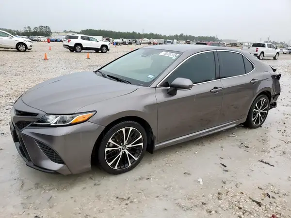4T1B11HK4KU800227 2019 TOYOTA CAMRY - Image 1