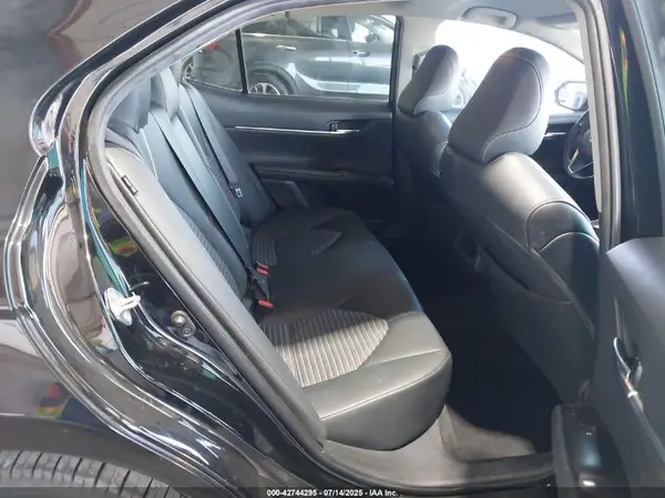 4T1B11HK4KU801149 2019 TOYOTA CAMRY - Image 8