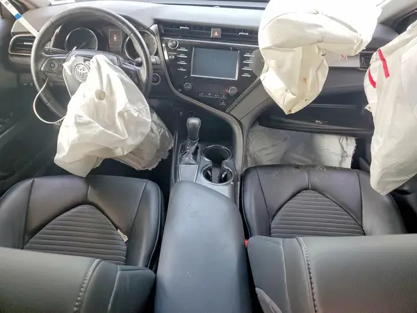 4T1B11HK4KU802060 2019 TOYOTA CAMRY - Image 8