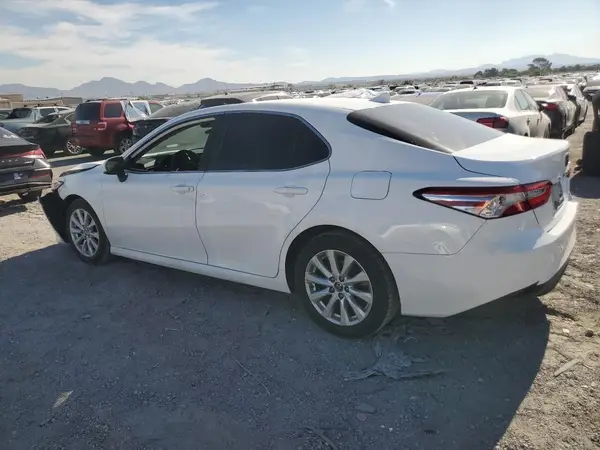 4T1B11HK4KU803113 2019 TOYOTA CAMRY - Image 2